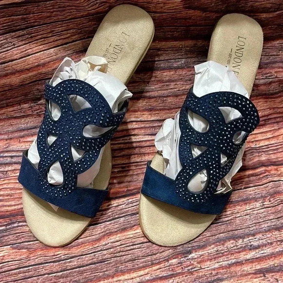 🌸 London Fog Navy Blue Rhinestone Sandals - Picture 1 of 5